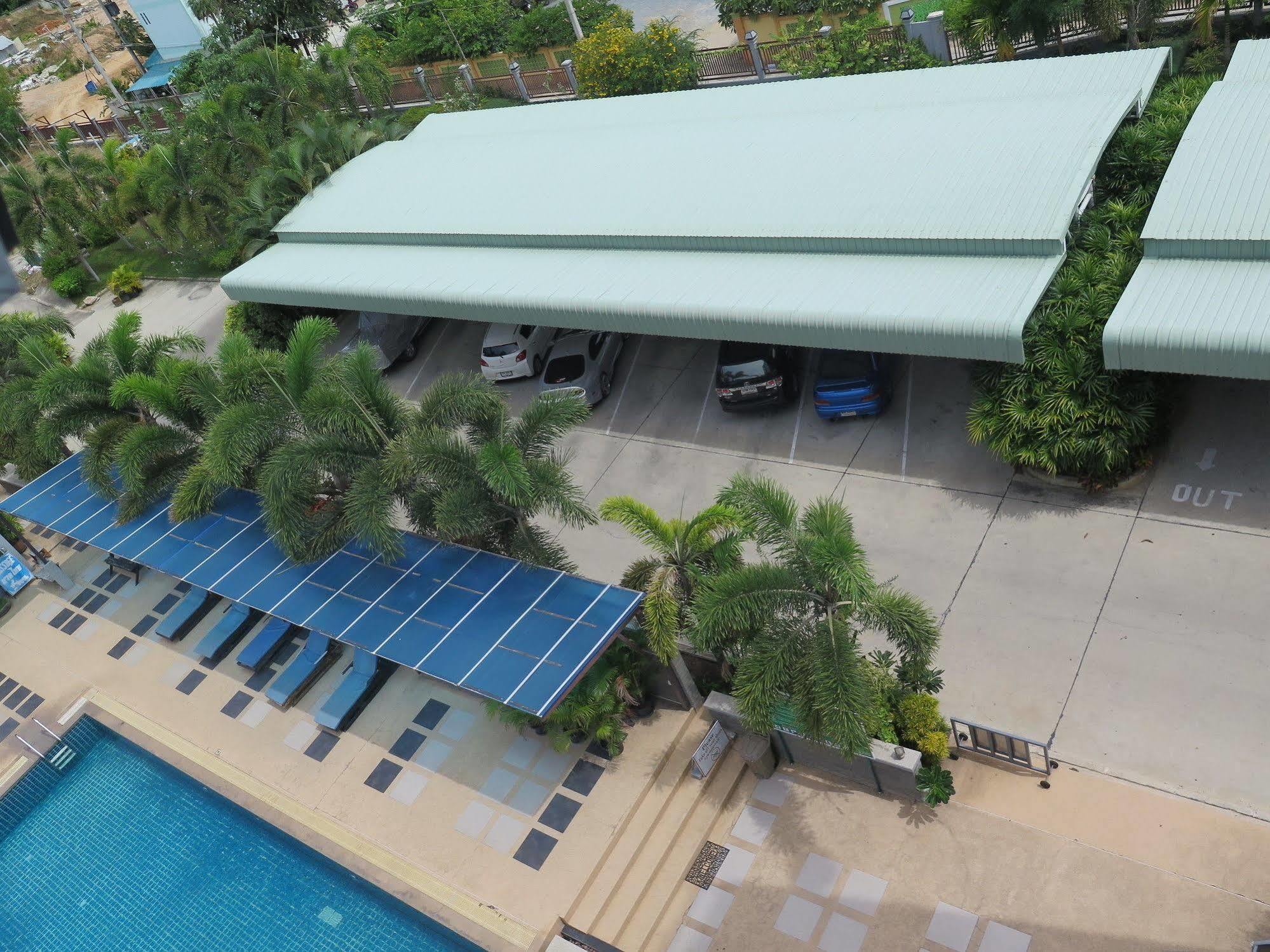 Oyo 829 Royal Thai Residence Jomtien Beach Exterior foto